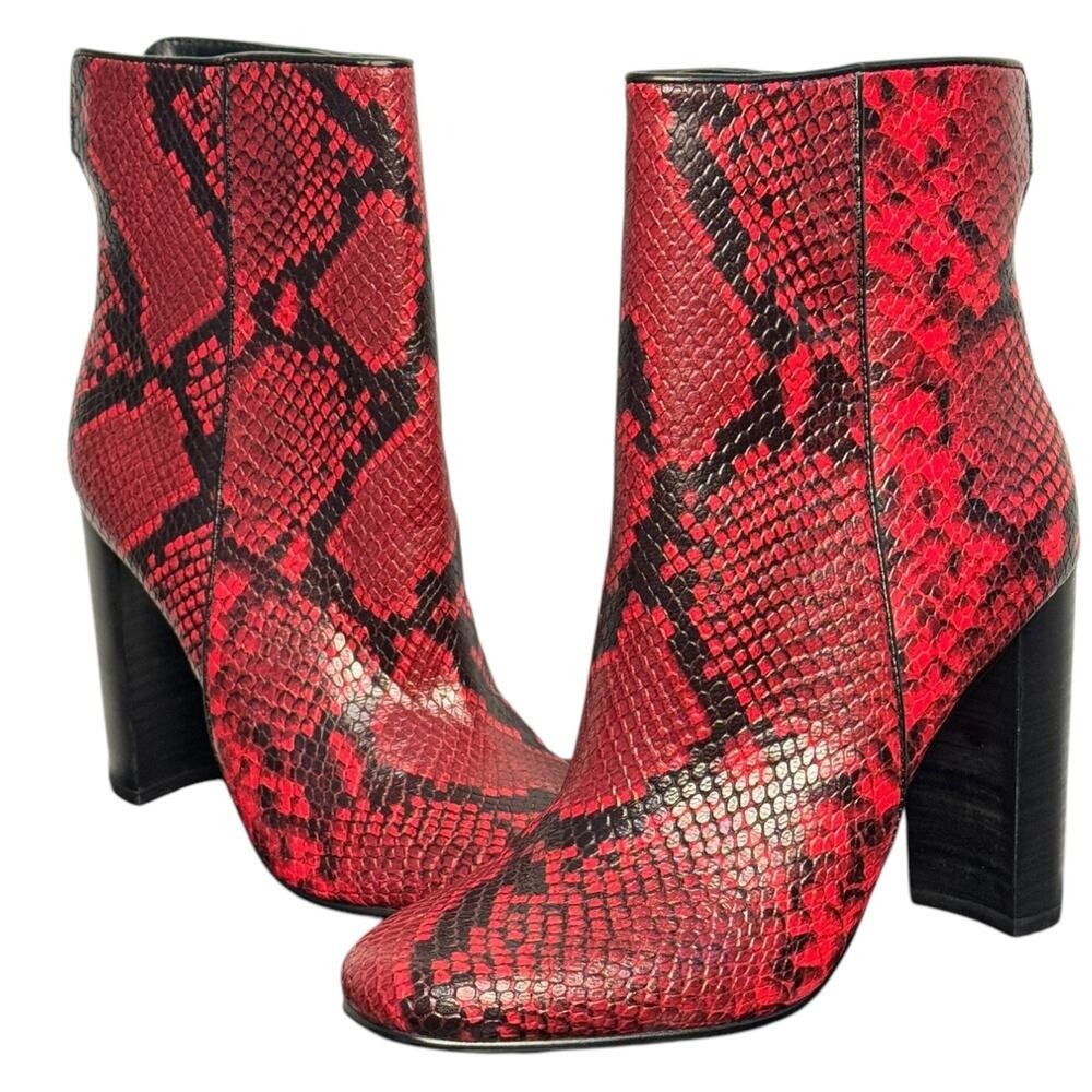 AQUA Soren Block Heel Booties in Red Snakeskin NIB‎ Size 7